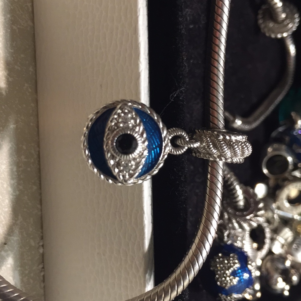 SOLD🐳🦀🐬🦖Judith Ripka evil eye 👁 charm - Picture 6 of 8